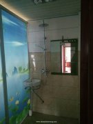 光彩大市场旁 两室出租 带基本家具家电 拎包入住