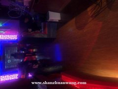 酒吧转让大学 人气旺