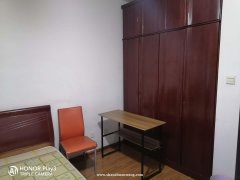 润新花园三室一厅 拎包入住 押一付三 月租2300