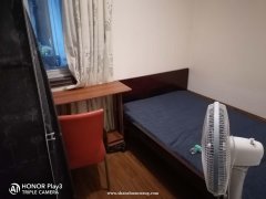 润新花园三室一厅 拎包入住 押一付三 月租2300