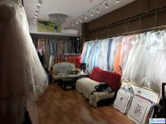 铁西广场婚纱儿童成人摄影店出兑