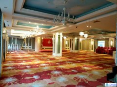 永湖地铁口 横岗大道边 得德酒店一楼旺铺招租