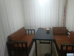 紧邻汉庭酒店，周边小区成熟