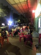 烧烤夜宵店转让，人流大！