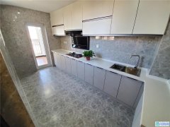 全新婚装三室二卫超低价急售