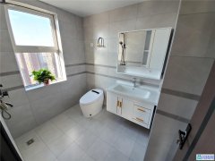 全新婚装三室二卫超低价急售