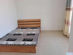 地铁口精装公寓两室有煤气出租