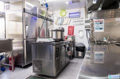 【业主直租】朝阳九龙山外卖档口 十几平小店日销500单