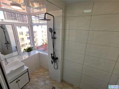 出售2室全新婚装明卫皇姑重型家属楼6楼