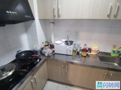 亦庄线小红门地铁站，鸿博家园2期C区精装修主卧飘窗2360，