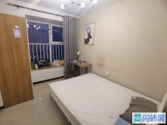 亦庄线小红门地铁站，鸿博家园2期C区精装修主卧飘窗2360，