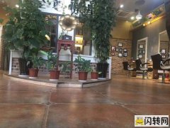 四季花城沿街独栋玻璃房位置好好停车