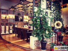 四季花城沿街独栋玻璃房位置好好停车