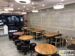 东圃地铁站B口商铺