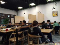 营业中社区餐饮店铺转让