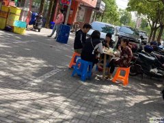 大房东，免中介费，无转让费，闹市临街商铺，可做餐饮