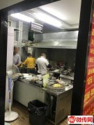 成功转出中山公园旁精装修云南特色餐厅胖姐米线