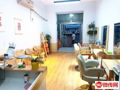 成功转出和平路育才街交口西北角明远造型