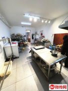 成功转出和平西路政通街交口东北角五阿哥麻椒鸡