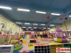 大型超市二楼儿童乐园转让