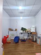 成功转出和平路中心街交口东行200米路南黄酥鸭