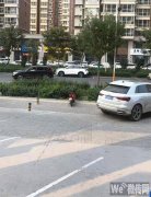 成功转出新华路尚品林溪北门旁天天便利店