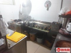 成功转出宝云街宁安路东南角地桌烤肉