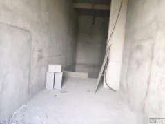 出租南外环恒大城临街底商