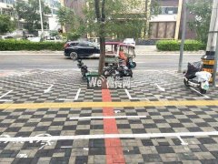完成报社街永兴路口胖大豪烧烤火锅