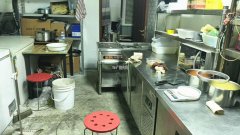 成功转出报社街月租700炒鸡店