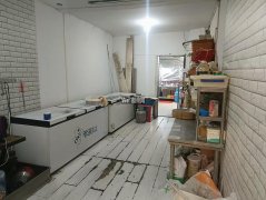 成功转出自强街新华路口尝香思火锅鸡