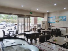 完成人民路新大陆商业广场馄饨馆小炒