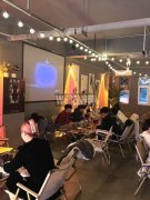 成功转出政通街信誉楼对过不惑二十酒吧