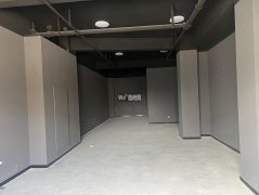 成功出租怡水公馆门口商铺