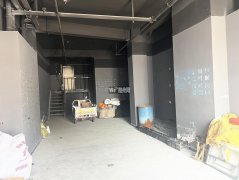 成功出租怡水公馆门口商铺