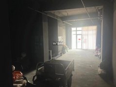 成功出租怡水公馆门口商铺