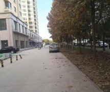 出租康泰街隆兴宜居东区东门商铺