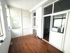 出租中华嘉园门口第一家商铺