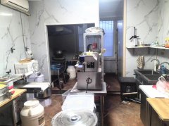 完成报社街招贤路口研酥堂千层破酥包