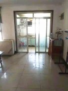 出租和平公寓两室一厅月租700