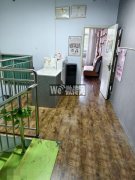 成功出租衡水学院旁美发店二楼