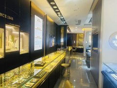 出租中山路紫光都门旁纯一层商铺