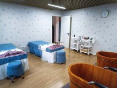 可空转信誉楼对过美容店