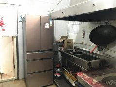 紫光都一楼电梯旁美食城档口招商