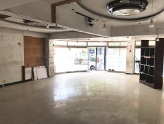 成功出租中山公园风景城门口商铺